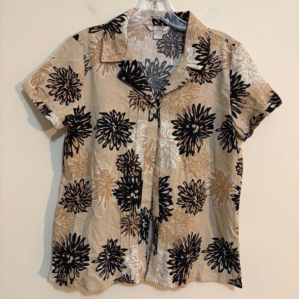 White Stag Floral Camp Shirt Womens S Beige Button Up Short Sleeve Cotton Blend